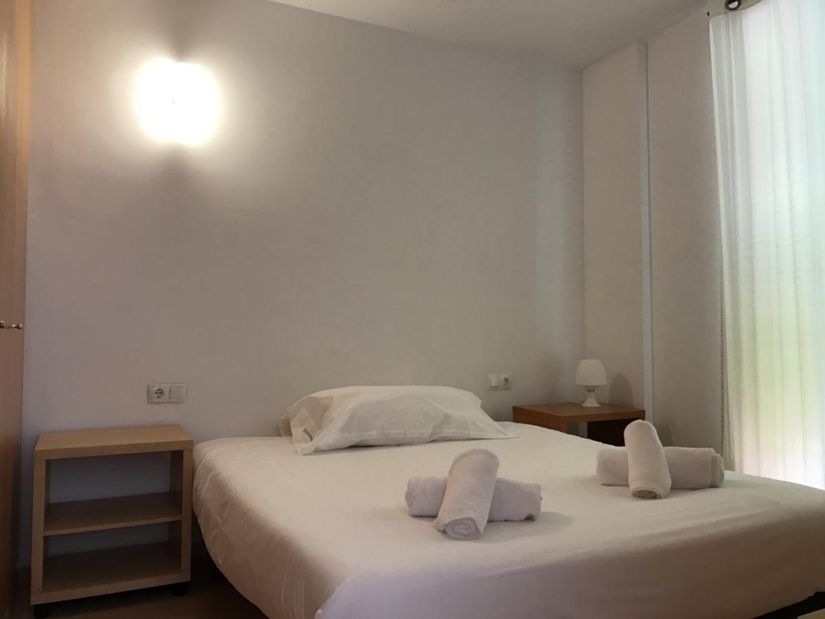 Apartaments Ample Port Marina パラモス エクステリア 写真