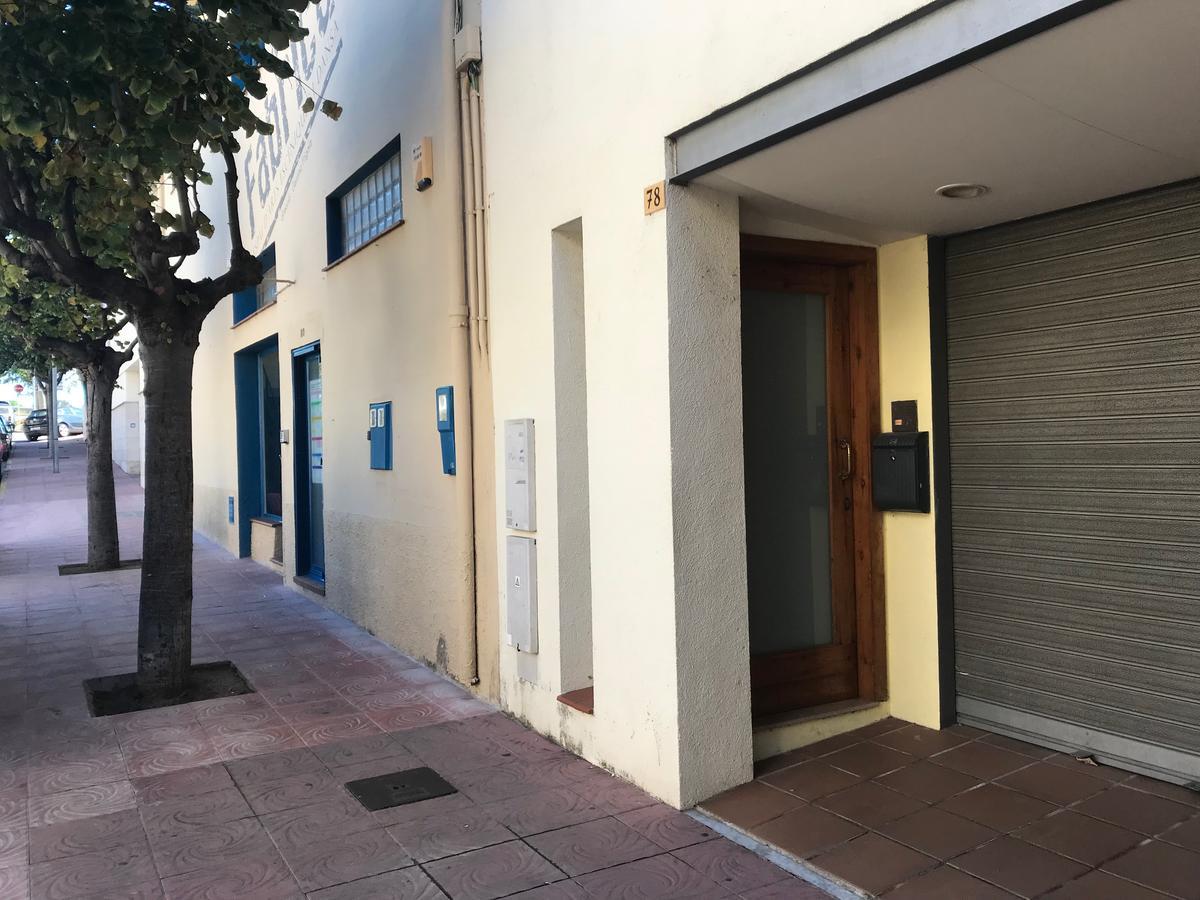 Apartaments Ample Port Marina パラモス エクステリア 写真